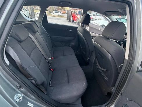 Used 2010 Hyundai Elantra SE w/ Popular Equipment Pkg 2 image 15