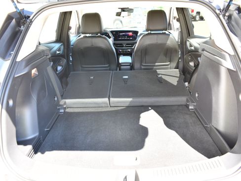 Used 2025 Buick Encore GX Preferred FWD image 9