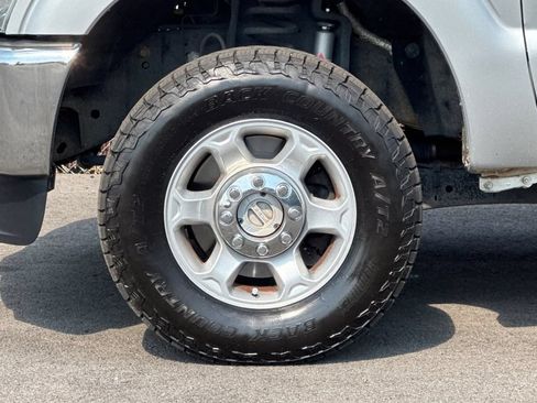 Used 2013 Ford F250 XLT AWD/4WD image 23