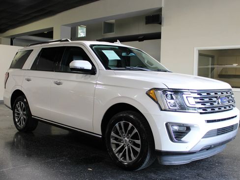 Used 2018 Ford Expedition Limited w/ Driver Assistance Package RWD image 1
