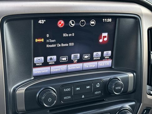 Used 2016 GMC Sierra 2500 Denali w/ Duramax Plus Package image 17