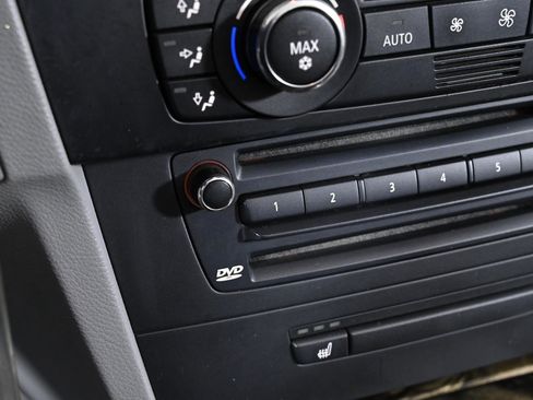 Used 2008 BMW 335i Convertible image 18