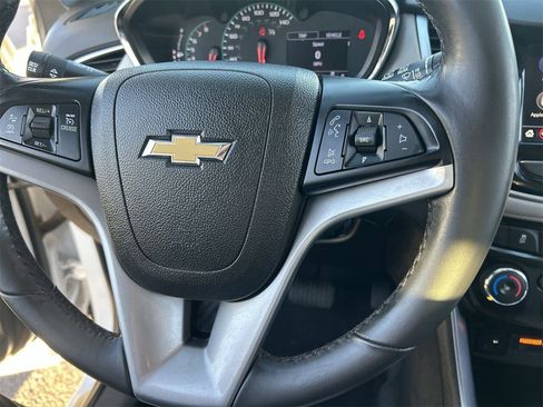 Used 2020 Chevrolet Trax Premier image 22