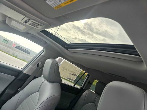 New 2026 Toyota Highlander XLE image 26