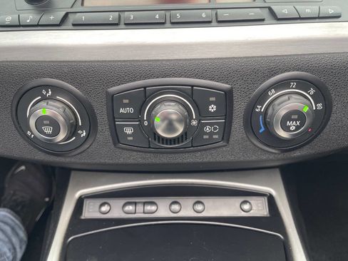 Used 2006 BMW Z4 3.0i image 25