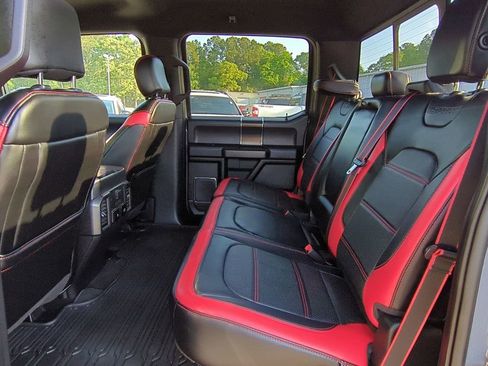 Used 2019 Ford F150 Lariat w/ Equipment Group 502A Luxury image 14