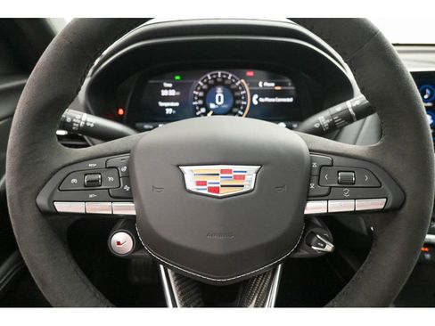 Certified 2025 Cadillac CT4 V Blackwing w/ Technology Package image 32