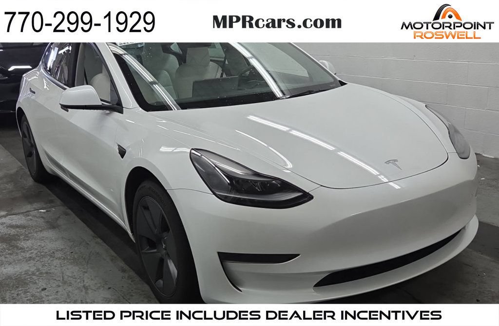 Used 2023 Tesla Model 3 Standard Range RWD image 1