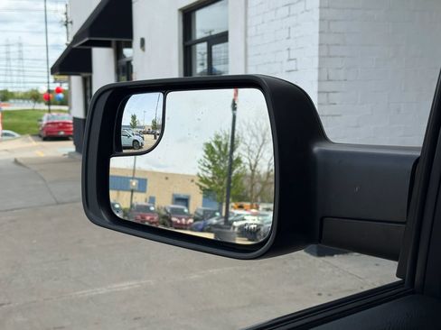 Used 2019 RAM 1500 Big Horn AWD/4WD image 37