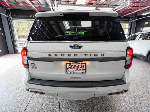 Used 2024 Ford Expedition Timberline AWD/4WD image 3