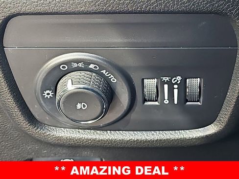 Used 2023 Jeep Grand Cherokee Limited image 27