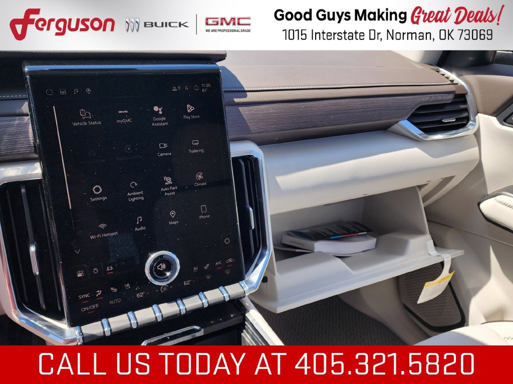 New 2026 GMC Acadia Denali w/ Super Cruise Package FWD image 37