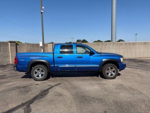 Used 2008 Dodge Dakota Laramie AWD/4WD image 8