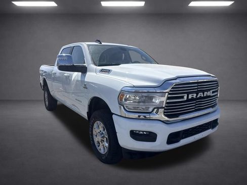 Used 2024 RAM 2500 Laramie AWD/4WD image 14