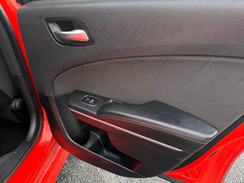 Used 2019 Dodge Charger GT RWD image 15
