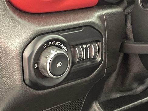 Used 2020 Jeep Wrangler Unlimited Rubicon image 11