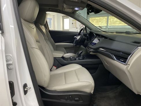 Used 2020 Cadillac XT4 Premium Luxury w/ Driver Awareness Package image 20