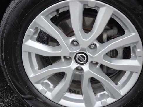 Used 2020 Nissan Rogue Sport SV w/ All-Weather Package image 10