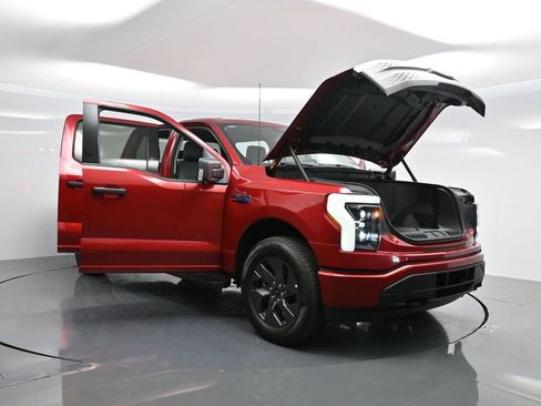 Used 2024 Ford F150 Lightning XLT image 48