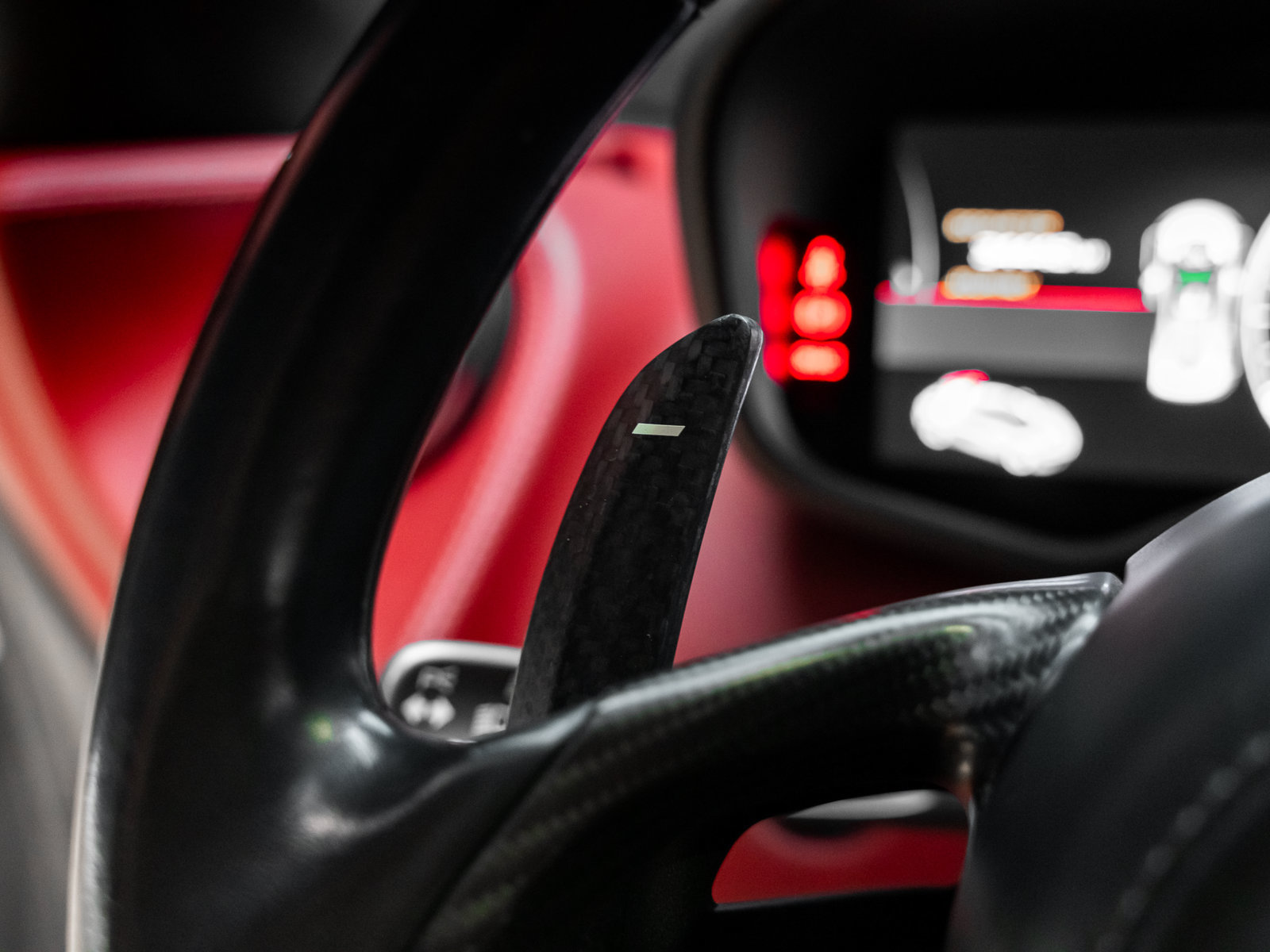 Used 2017 McLaren 570S RWD image 51