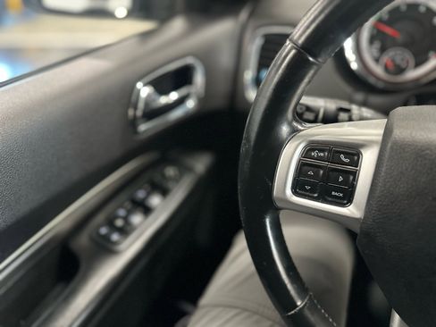 Used 2013 Dodge Durango SXT w/ Blacktop Pkg image 22