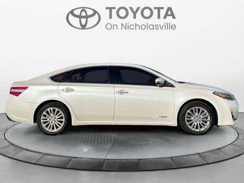 Used 2015 Toyota Avalon XLE Premium FWD image 7