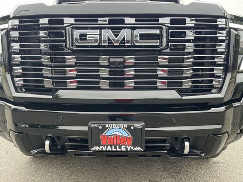 New 2026 GMC Sierra 3500 Denali Ultimate AWD/4WD image 32