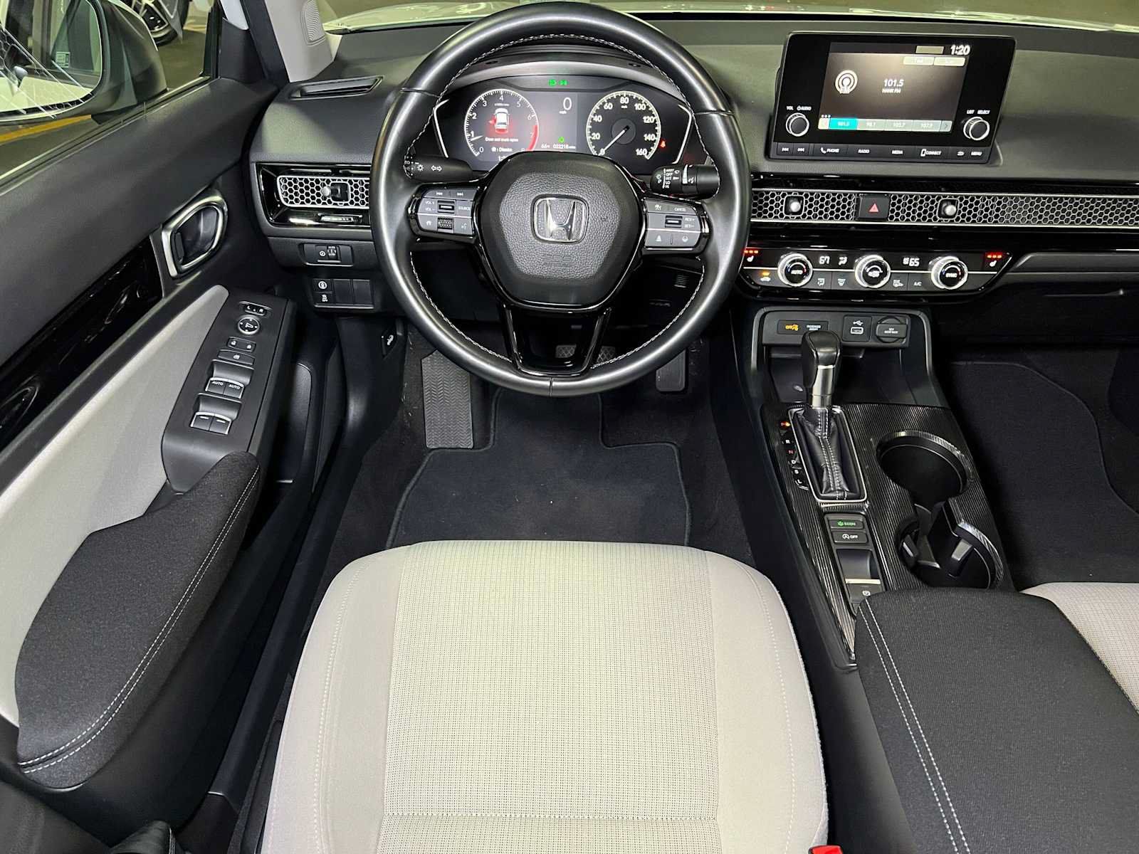 Used 2022 Honda Civic EX image 38