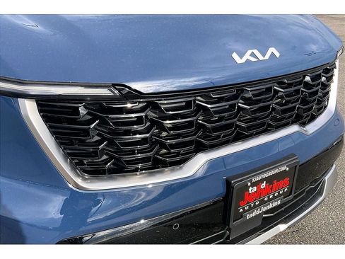 Used 2024 Kia Sorento S w/ Panoramic Sunroof Package FWD image 32