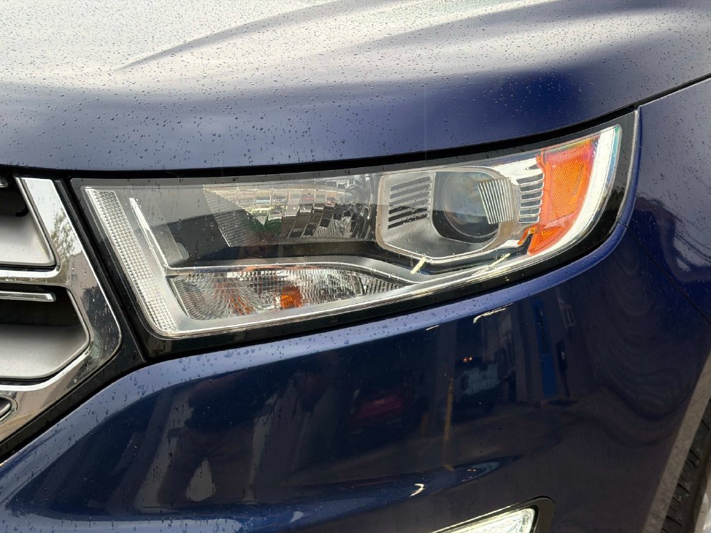 Used 2016 Ford Edge SEL w/ Equipment Group 201A AWD/4WD image 11