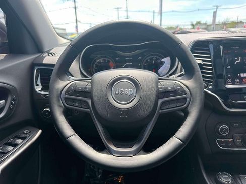 Used 2019 Jeep Cherokee Limited AWD/4WD image 14