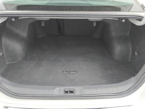 Certified 2023 Nissan Altima 2.5 SR image 12