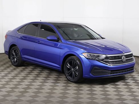 Used 2024 Volkswagen Jetta SE FWD image 51