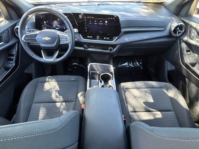 Certified 2025 Chevrolet Equinox LT FWD image 11
