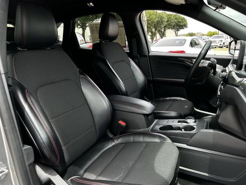 Used 2024 Ford Escape ST-Line AWD/4WD image 30
