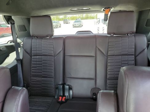 Certified 2022 Cadillac Escalade Premium Luxury Platinum AWD/4WD image 24