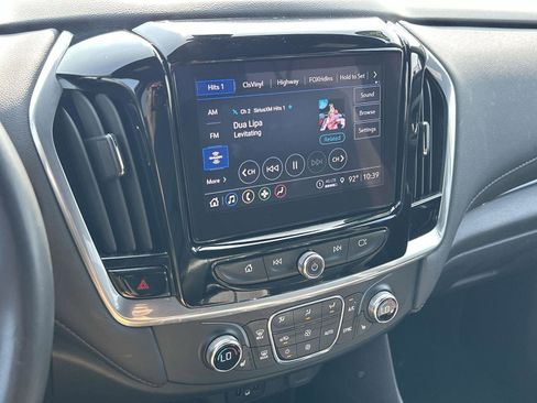 Certified 2022 Chevrolet Traverse LT image 13