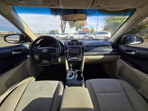 Used 2013 Toyota Camry LE image 17