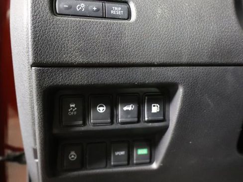 Used 2020 Nissan Rogue SL FWD image 23