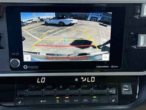 Used 2022 Toyota Tundra SR5 w/ TRD Off-Road Premium Package AWD/4WD image 10