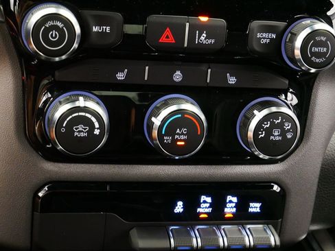 Certified 2025 RAM 1500 Big Horn image 27