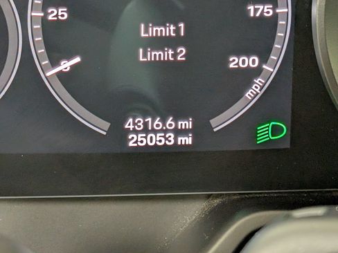 Certified 2021 Porsche 911 Carrera w/ Premium Package RWD image 23