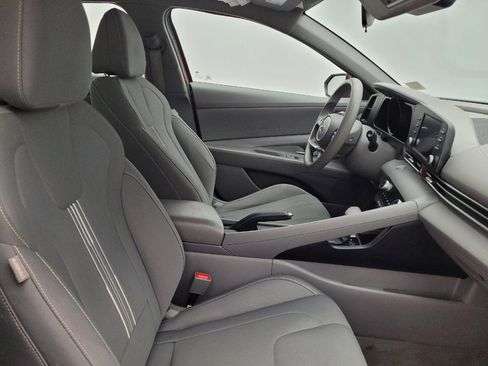 Used 2023 Hyundai Elantra SEL FWD image 21
