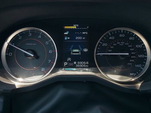 Used 2023 Subaru Crosstrek 2.5i Limited w/ Popular Package #3 image 14