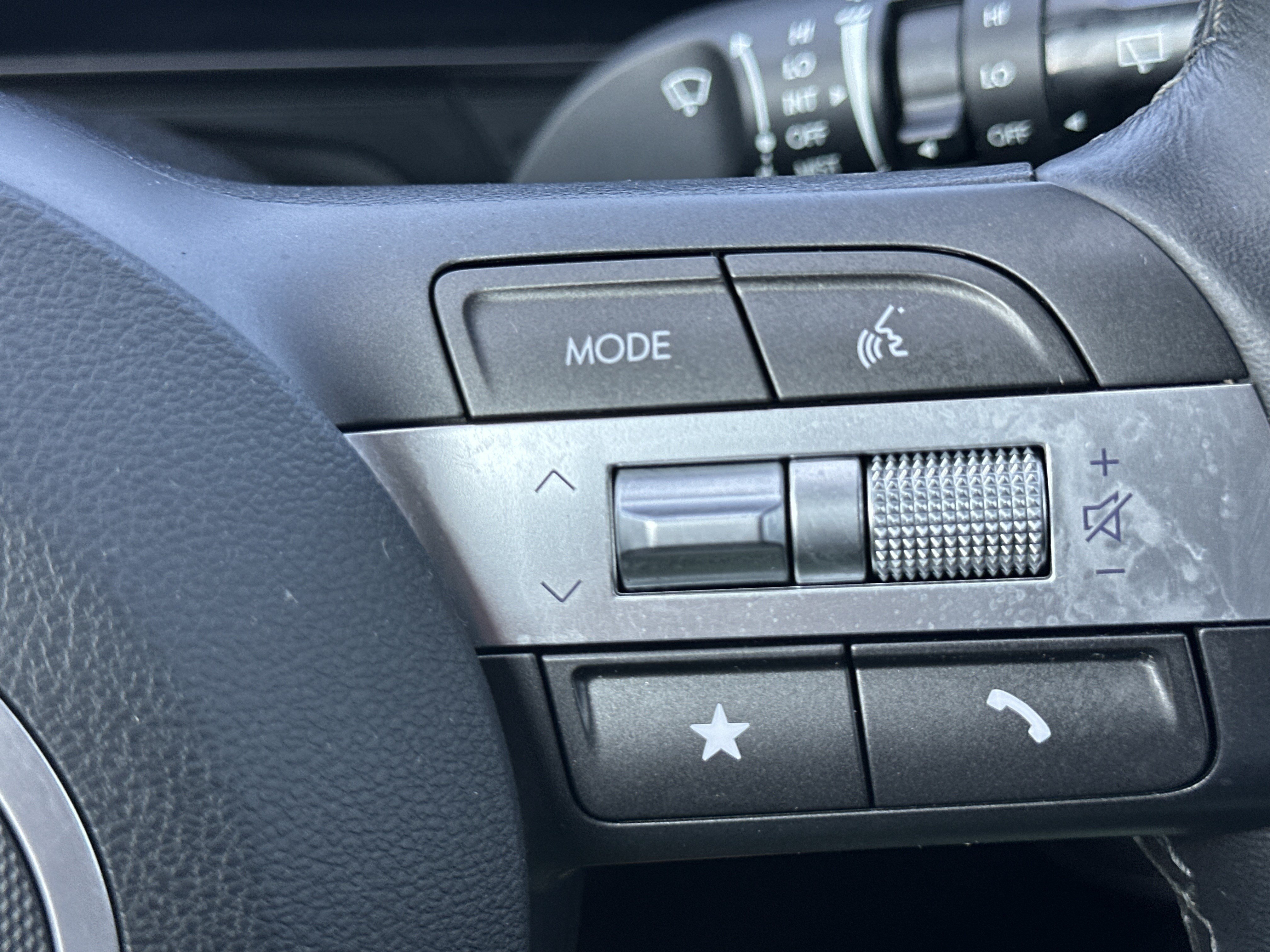 Used 2025 Hyundai Kona SEL FWD image 26