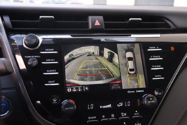 Used 2019 Toyota Camry XLE w/ Driver Assist Package FWD image 17