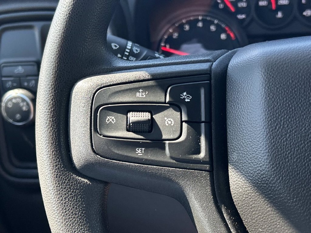 Used 2022 Chevrolet Silverado 1500 Custom RWD image 21