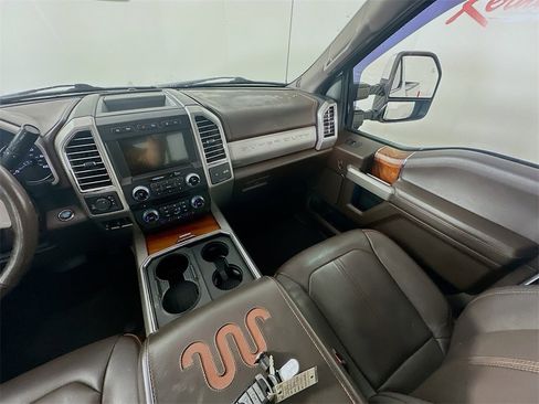 Used 2017 Ford F350 King Ranch w/ King Ranch Ultimate Package image 11