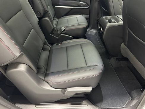 Used 2025 Chevrolet Traverse Z71 w/ Driver Confidence Package AWD/4WD image 51
