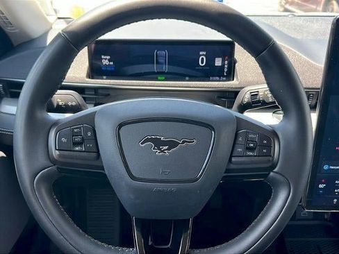 Used 2021 Ford Mustang Mach-E Select RWD image 22